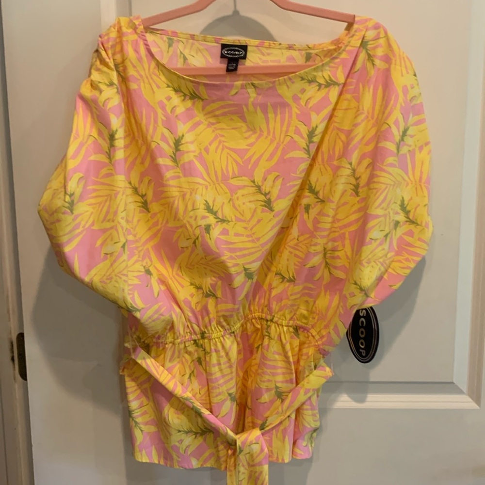 Runched sleeve peplum